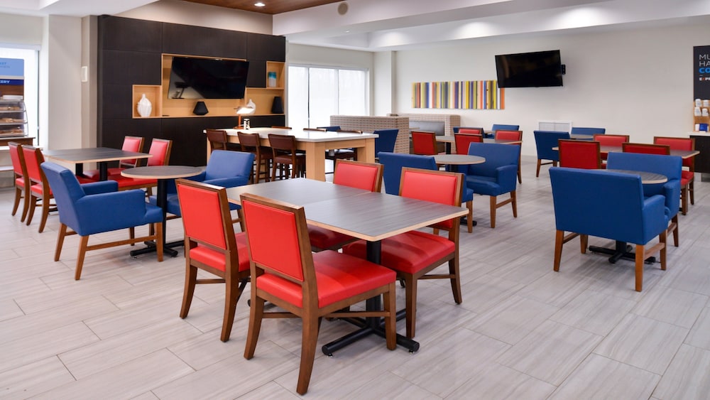 holiday inn express and suites laplace by ihg