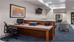 holiday inn express and suites laplace by ihg