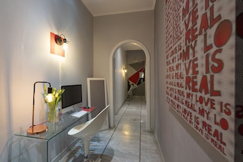 h rooms boutique hotel