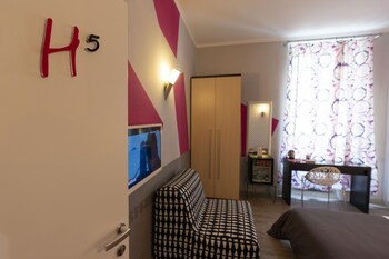h rooms boutique hotel