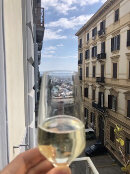 h rooms boutique hotel