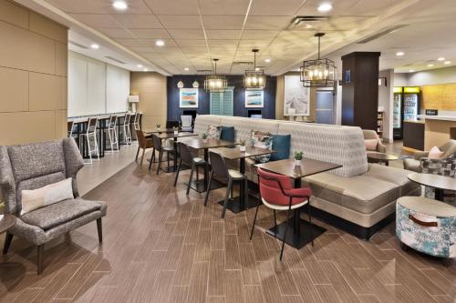 home2 suites by hilton columbus ga
