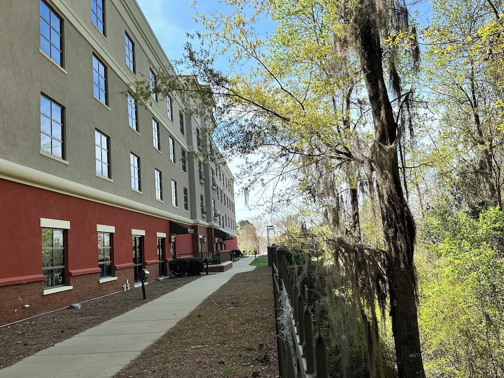 hampton inn by hilton columbus south fort benning