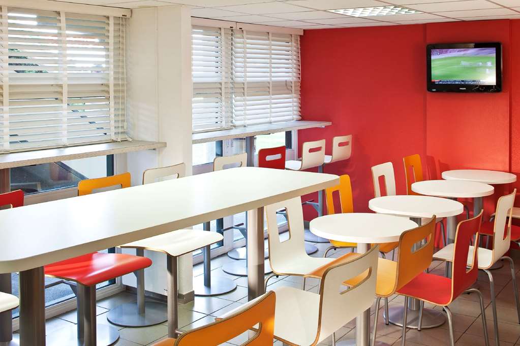 premiere classe valenciennes ouest petite foret hotel