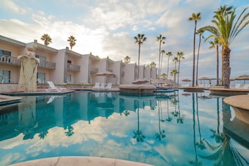 Estero Beach Hotel & Resort,Tijuana>>Ensenada,4 star