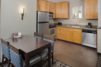 Residence Inn By Marriott Worcester,Shrewsbury>>Barre,3 star