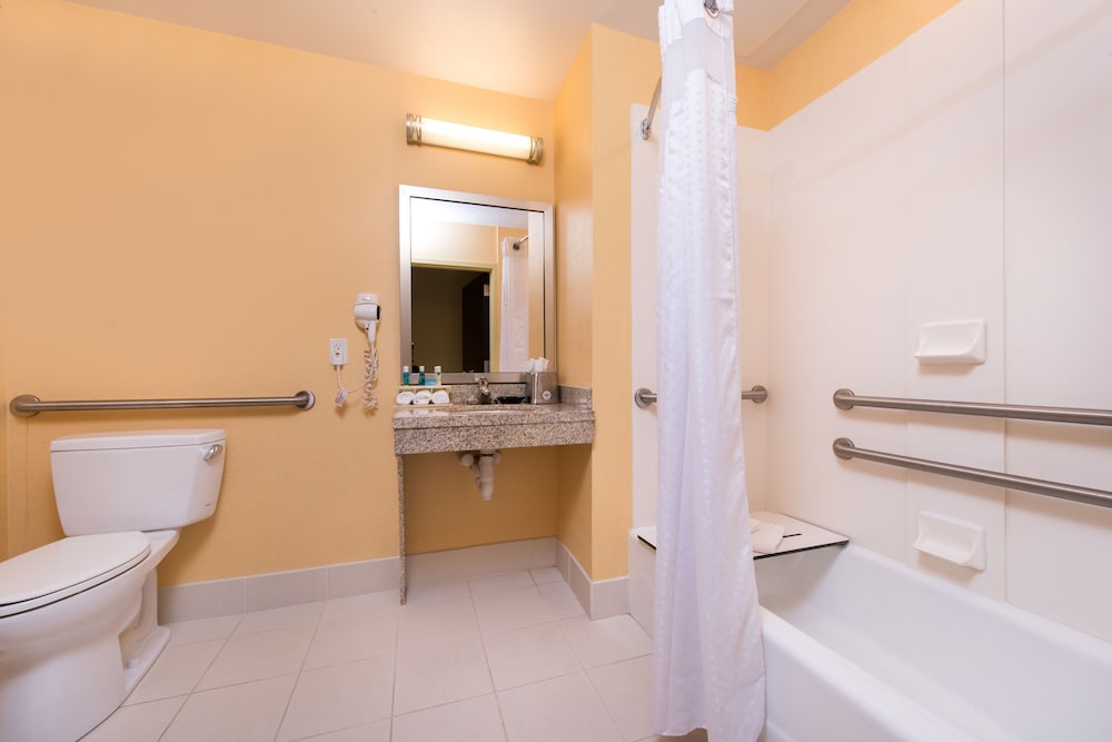 holiday inn express hotel and suites scranton by ihg