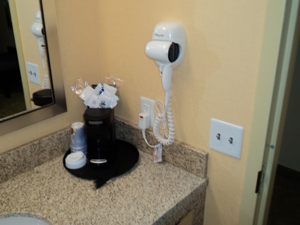 holiday inn express hotel and suites scranton by ihg