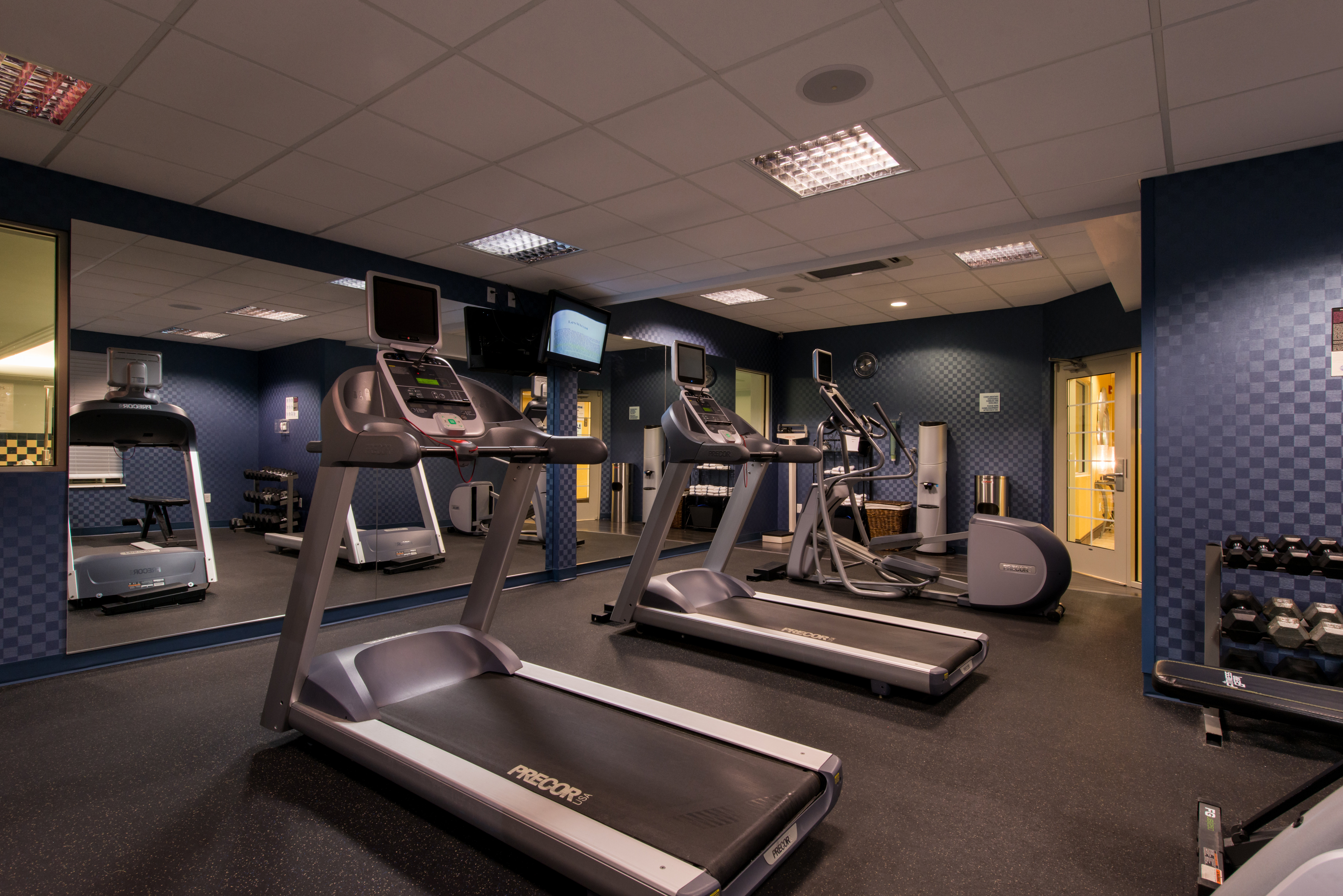 holiday inn express hotel and suites scranton by ihg
