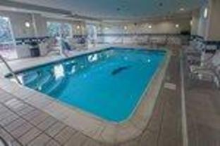 fairfield inn and suites by marriott toledo north