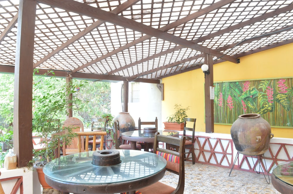 eco suites uxlabil guatemala city