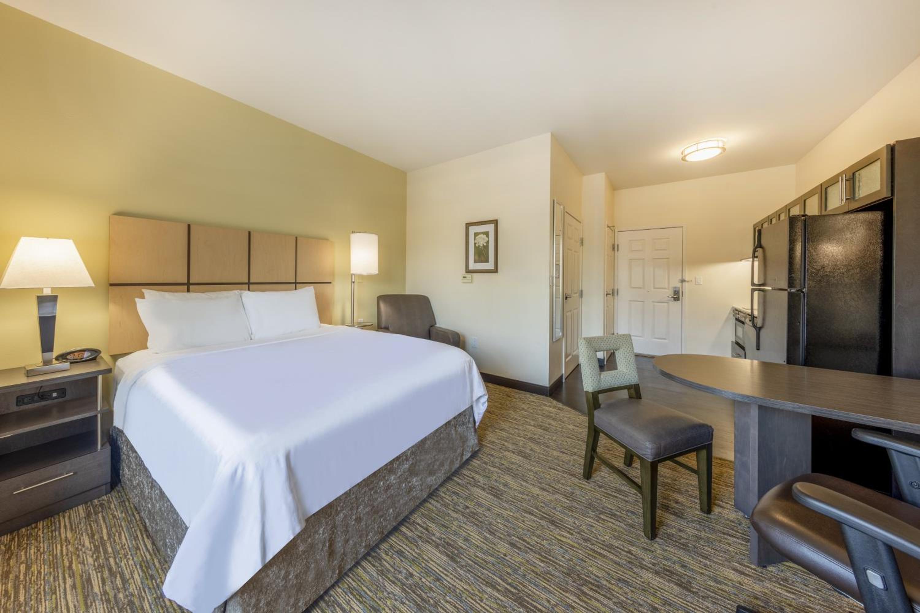 candlewood suites south springfield by ihg