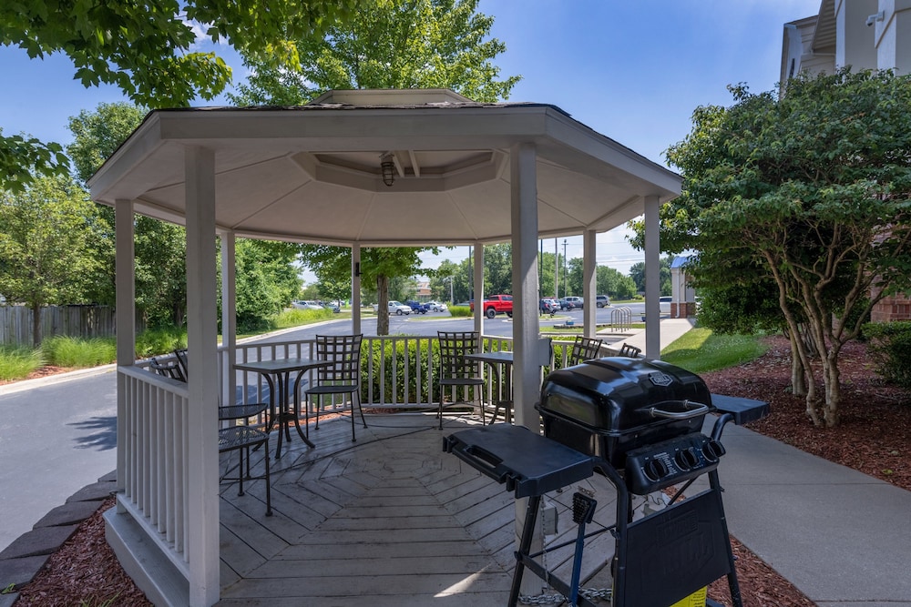 candlewood suites south springfield by ihg