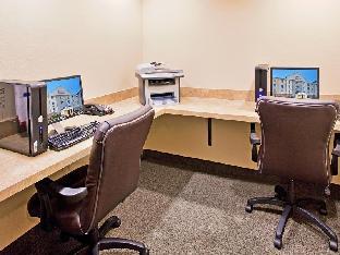 candlewood suites south springfield by ihg