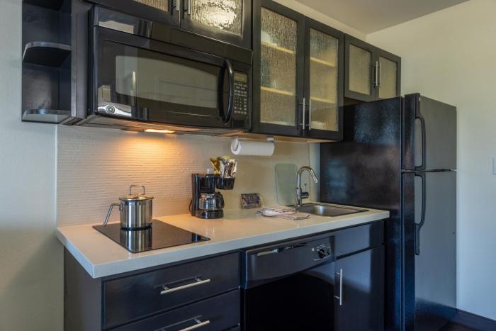 candlewood suites south springfield by ihg