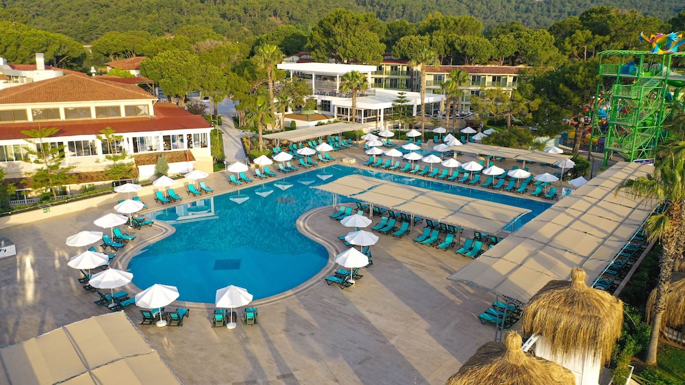crystal flora beach resort all inclusive