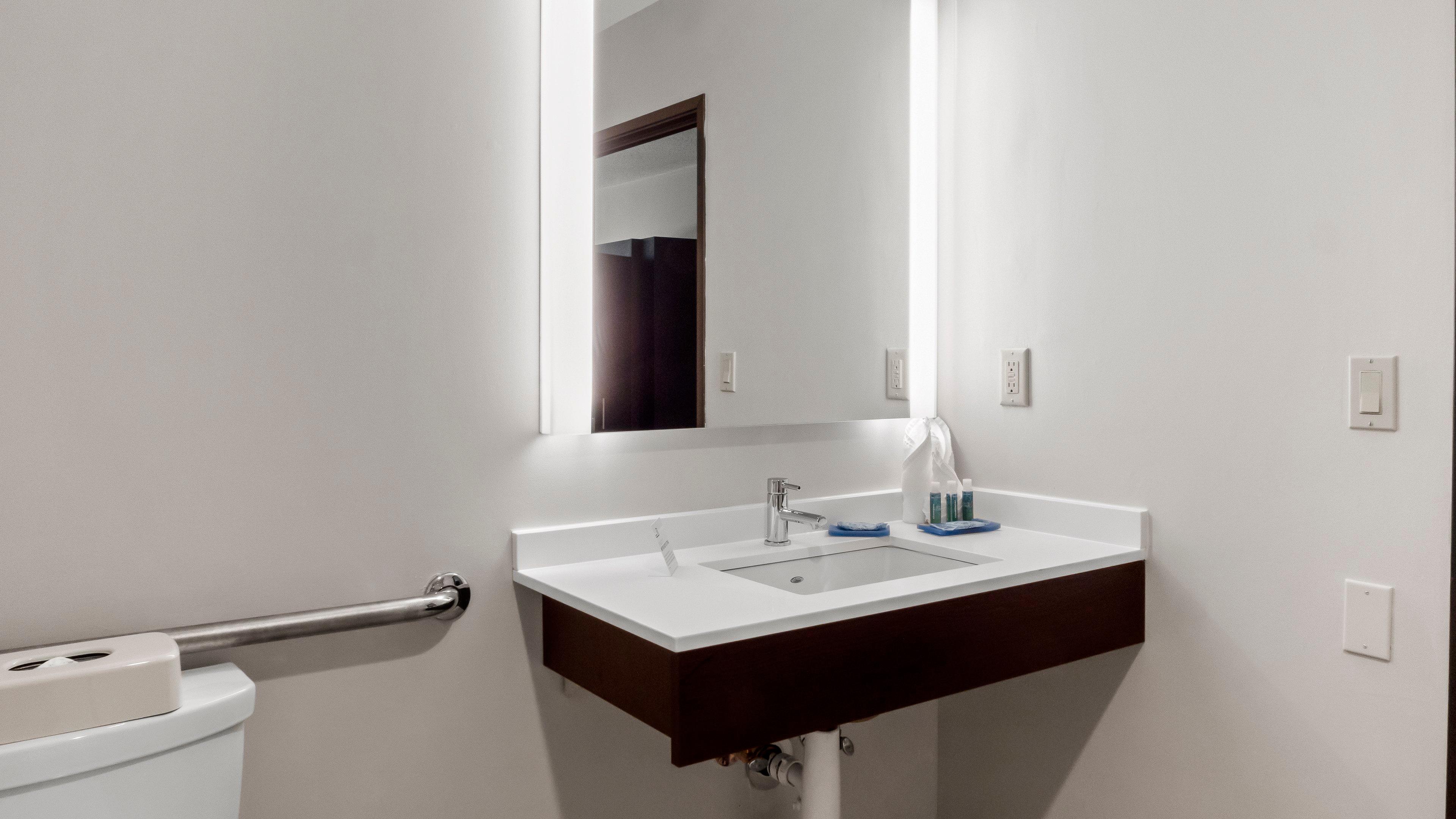 holiday inn express and suites newton by ihg
