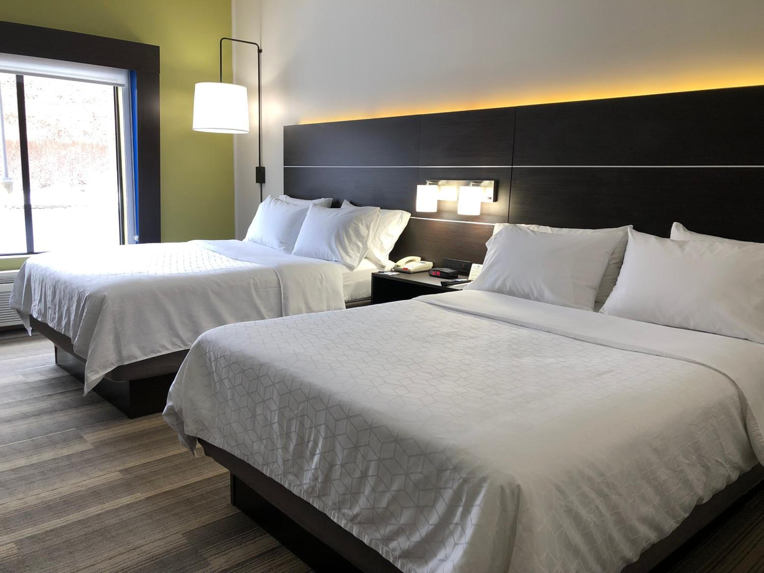 holiday inn express and suites newton by ihg