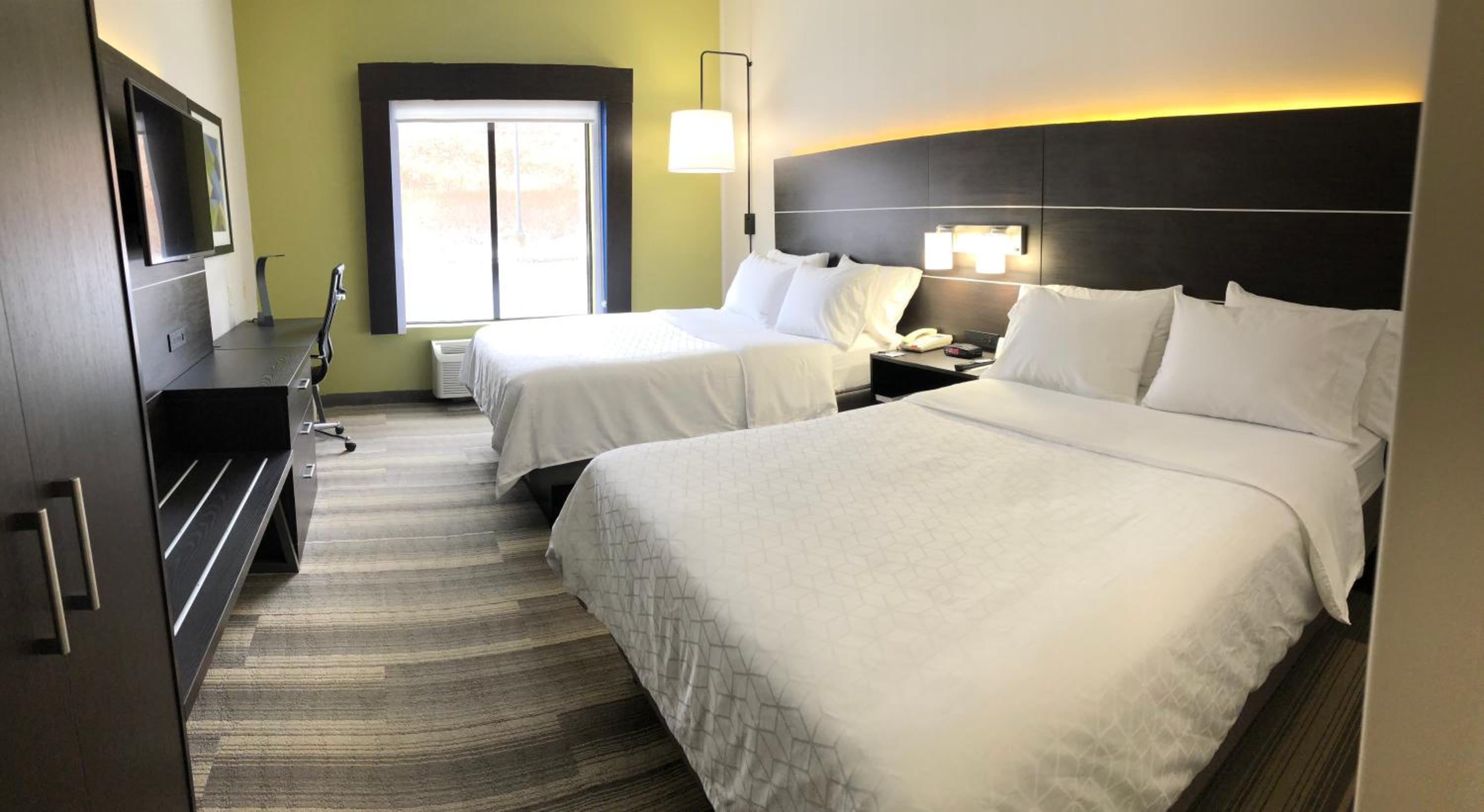 holiday inn express and suites newton by ihg