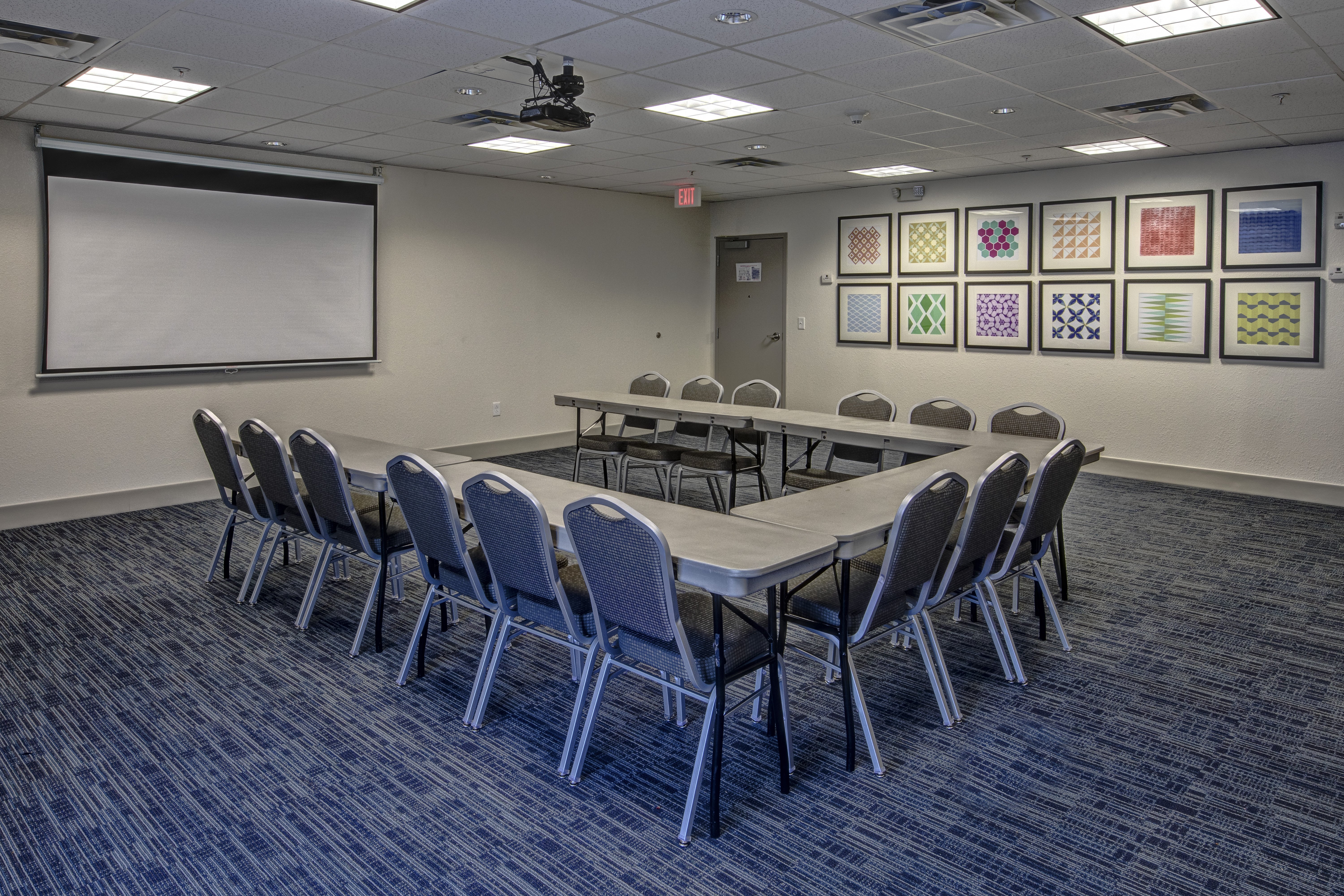 holiday inn express and suites smyrna by ihg