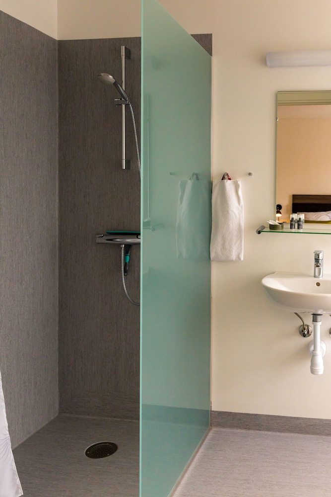 ansager hotel og hytteby