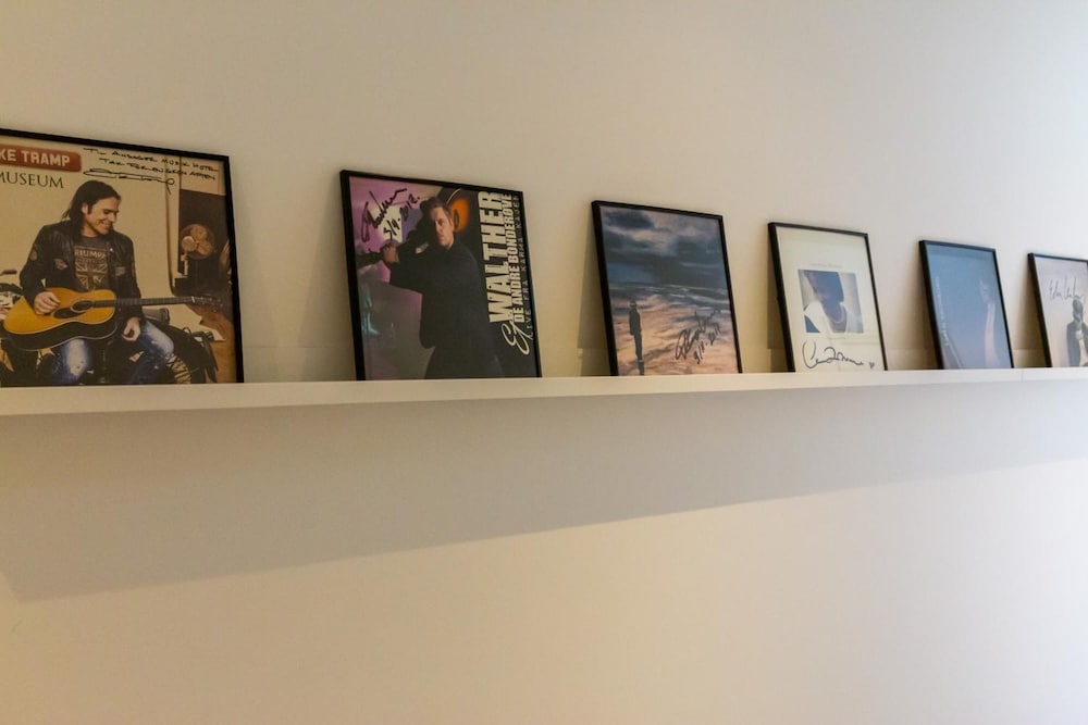 ansager hotel og hytteby