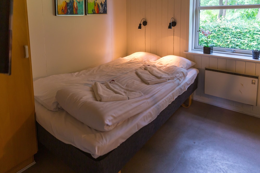 ansager hotel og hytteby