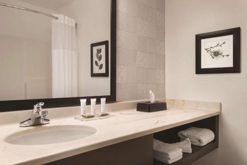 country inn and suites by radisson michigan city in