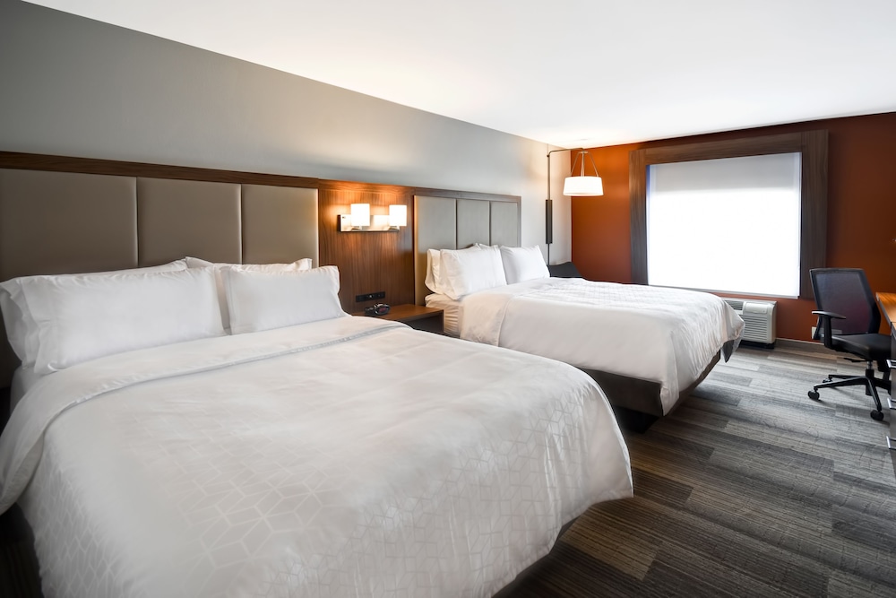 holiday inn express and suites schererville by ihg