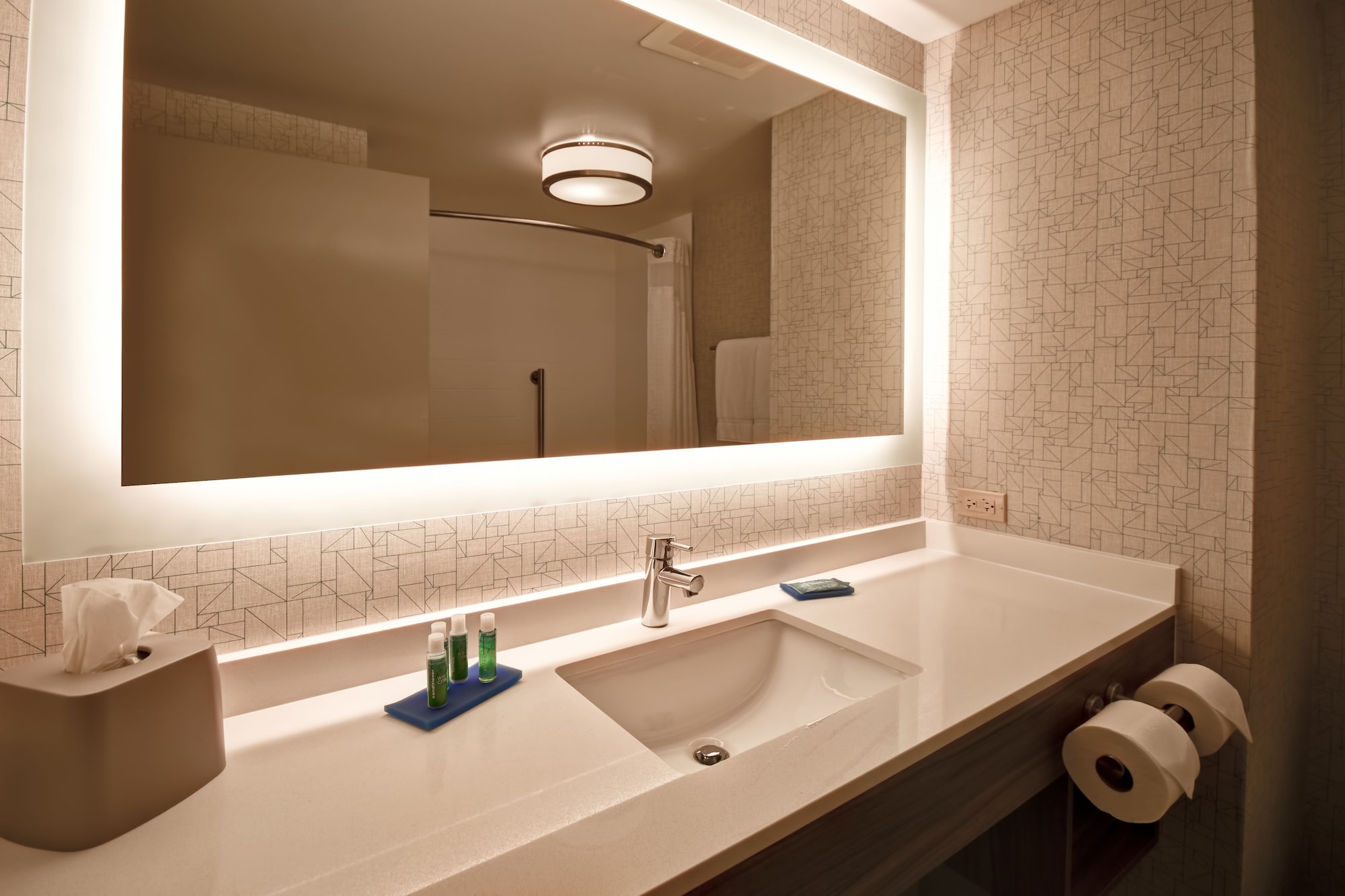 holiday inn express and suites schererville by ihg
