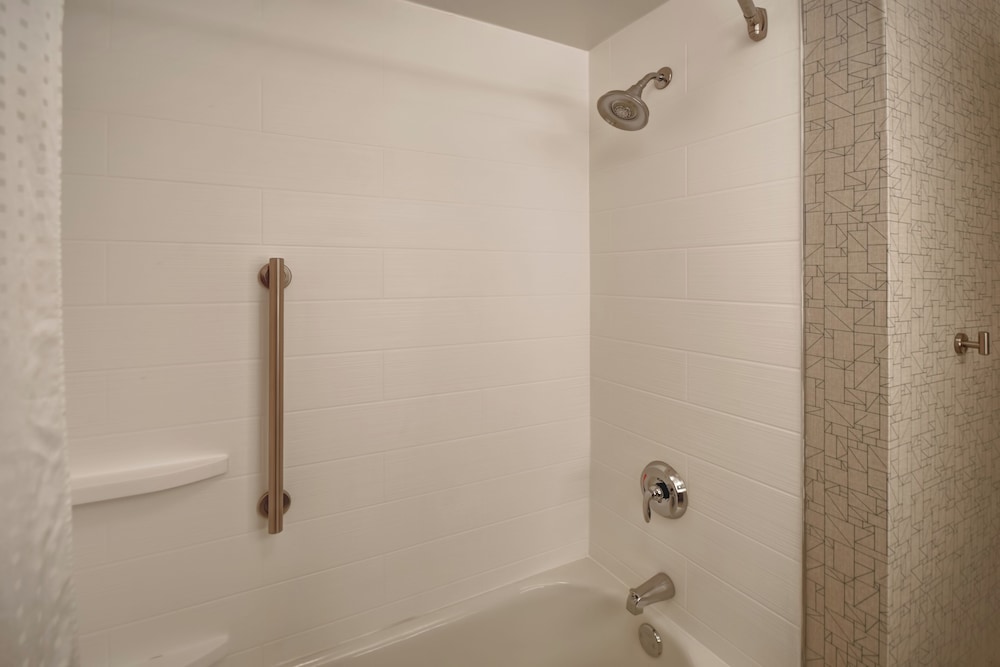holiday inn express and suites schererville by ihg