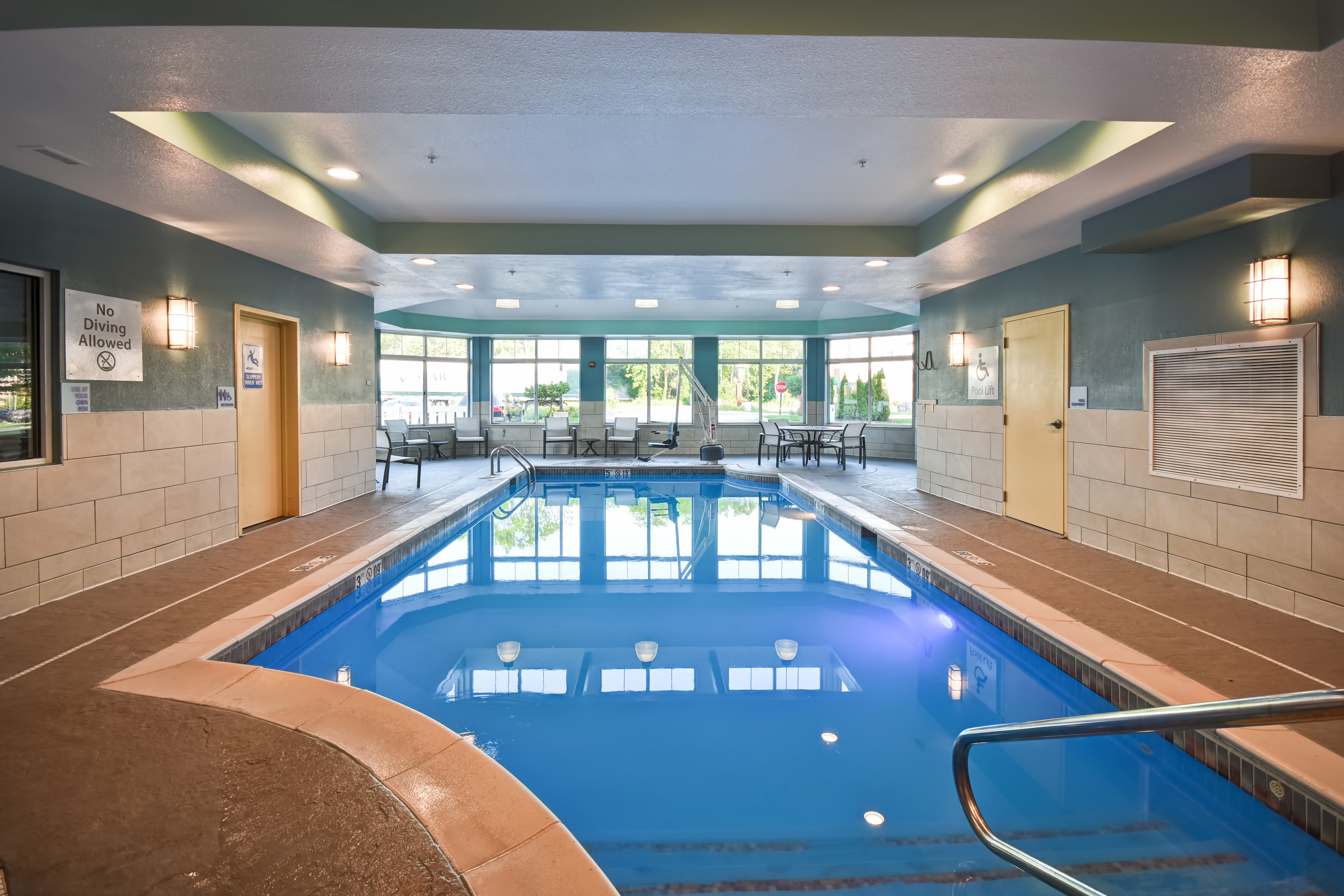 holiday inn express and suites schererville by ihg
