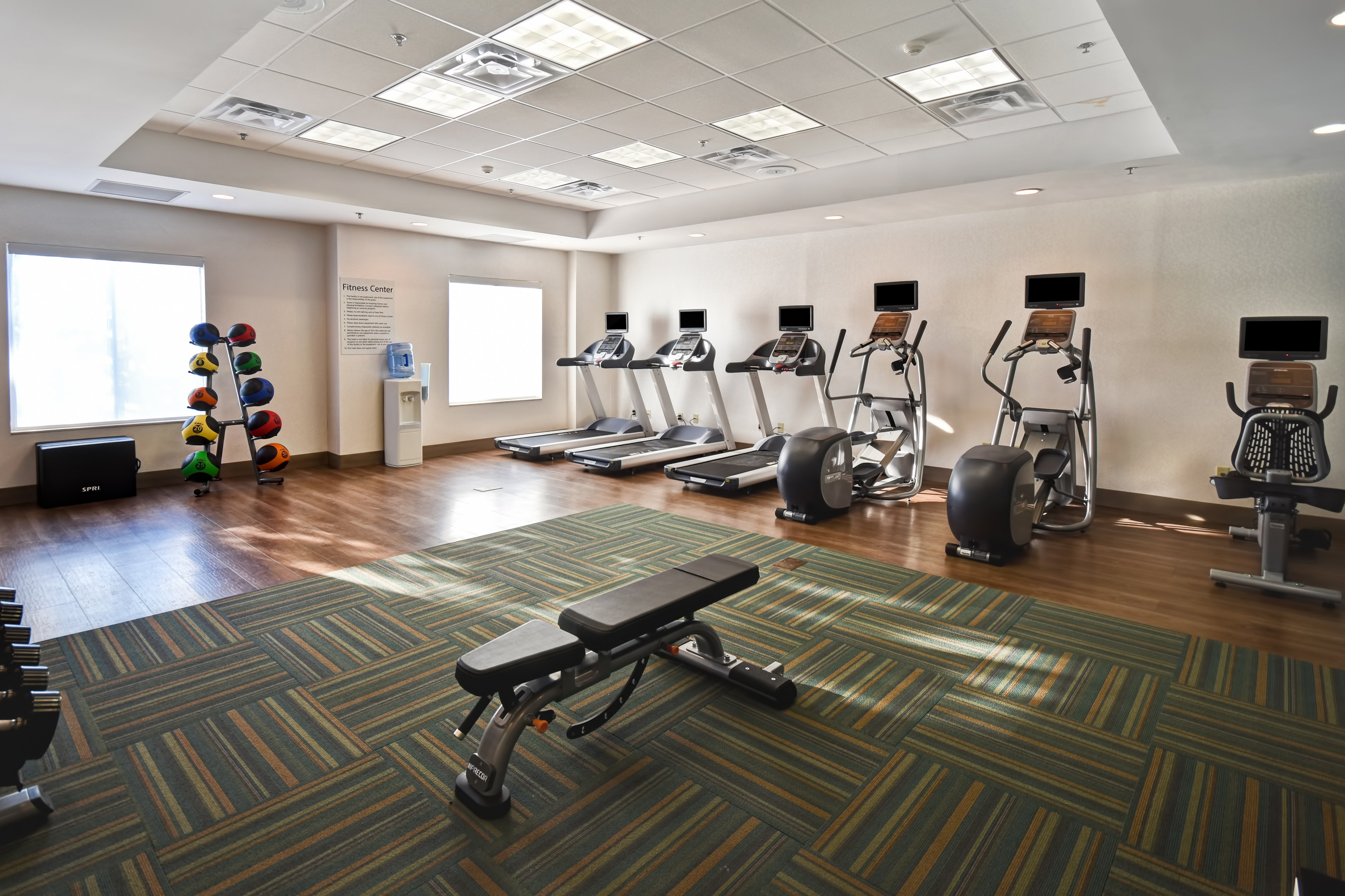 holiday inn express and suites schererville by ihg