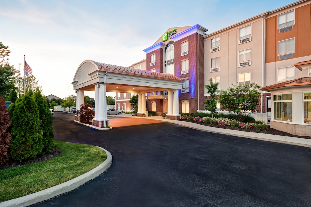 holiday inn express and suites schererville by ihg