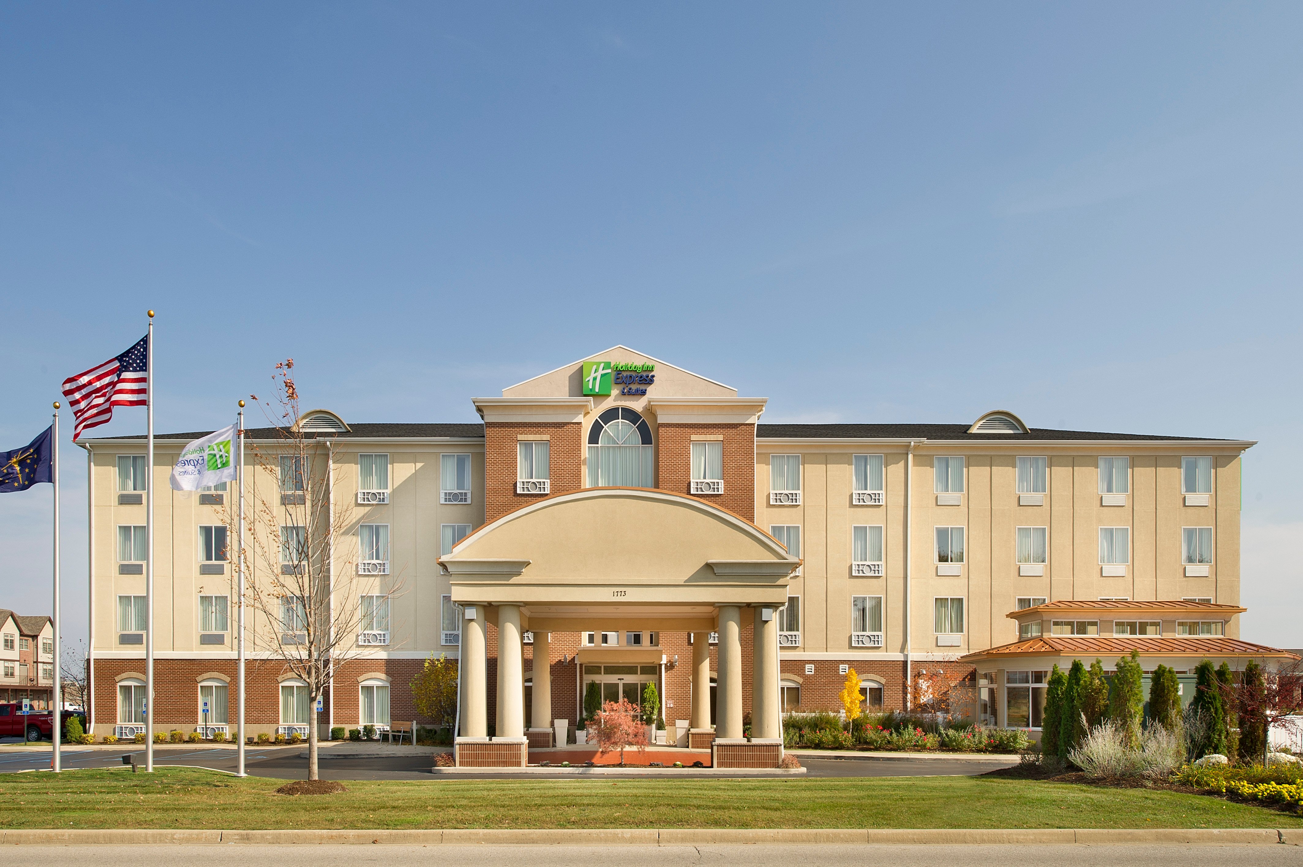 holiday inn express and suites schererville by ihg