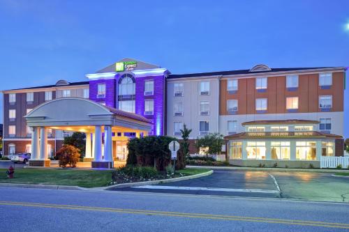holiday inn express and suites schererville by ihg
