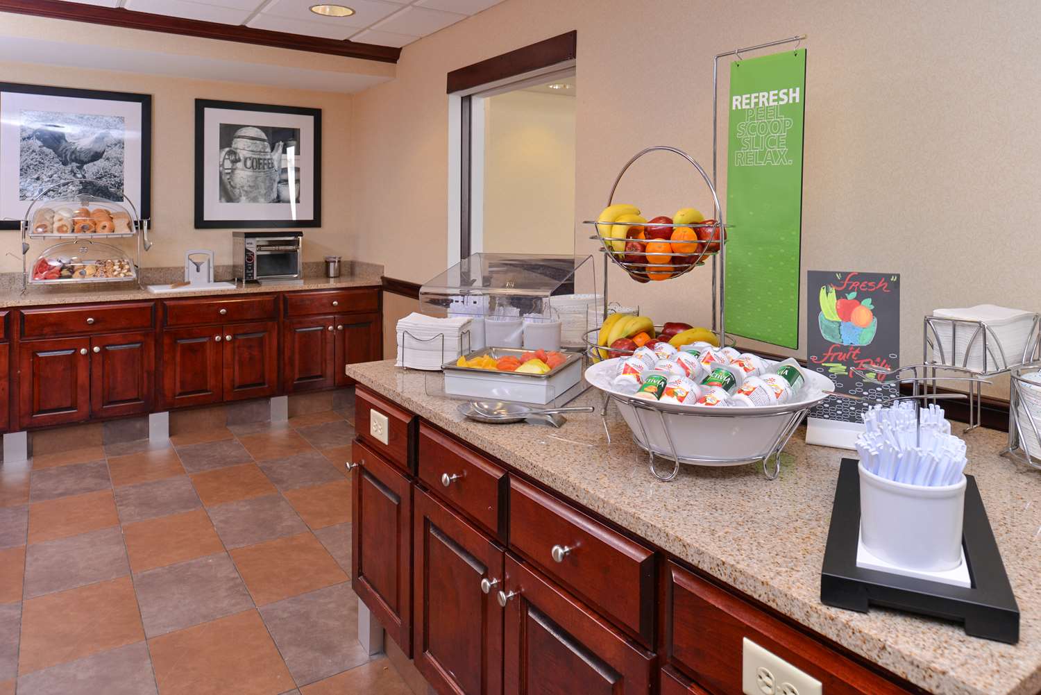 hampton inn and suites dayton vandalia
