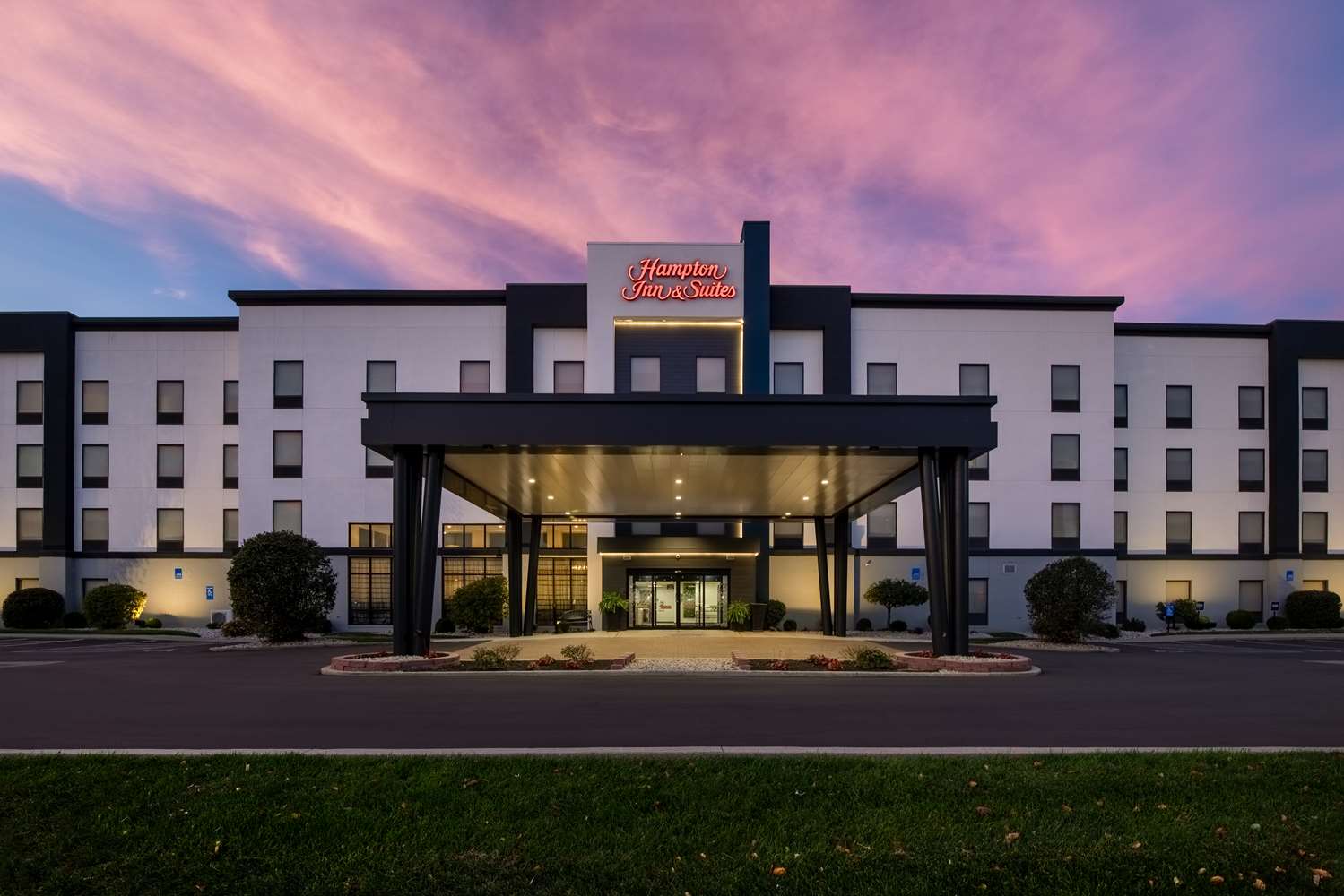 hampton inn and suites dayton vandalia
