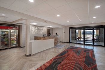 Hampton Inn & Suites Dayton - Vandalia,Montgomery>>Dayton,3 star