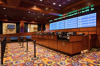 Ameristar Casino Hotel Council Bluffs,Council Bluffs>>Carter Lake,4 star