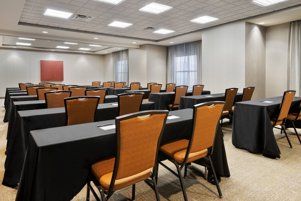 springhill suites by marriott wheeling tridelphia area