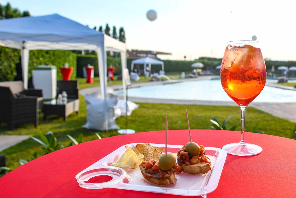 th lazise hotel parchi del garda