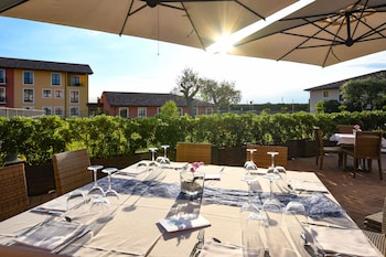 th lazise hotel parchi del garda