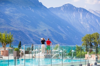 hotel kristal palace tonelli hotels adult friendly