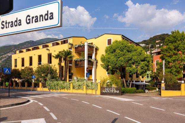 hotel santoni freelosophy