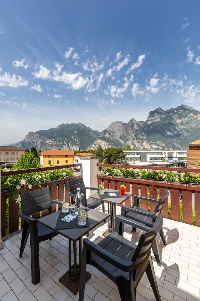 hotel santoni freelosophy