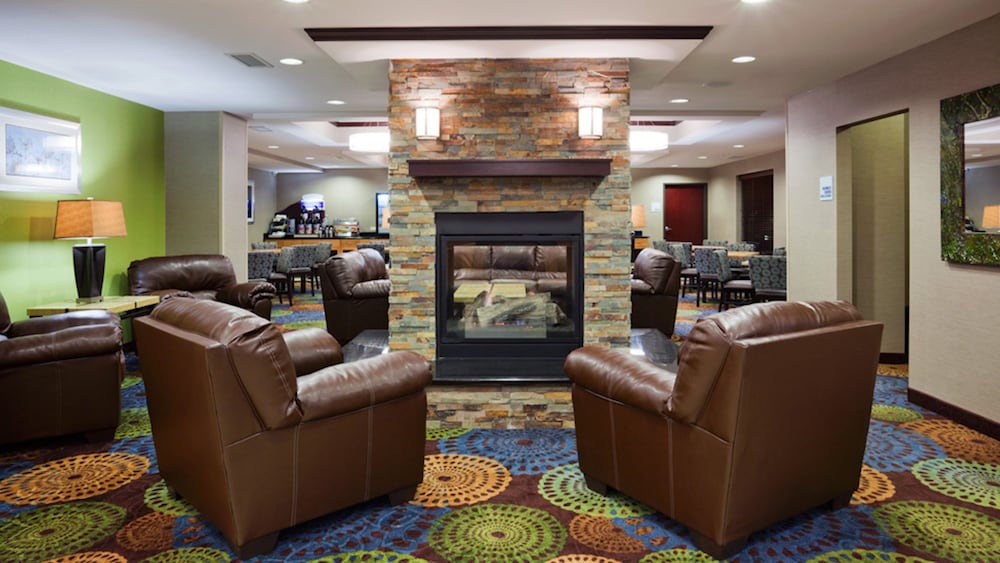 holiday inn express and suites rochester west medical center by ihg