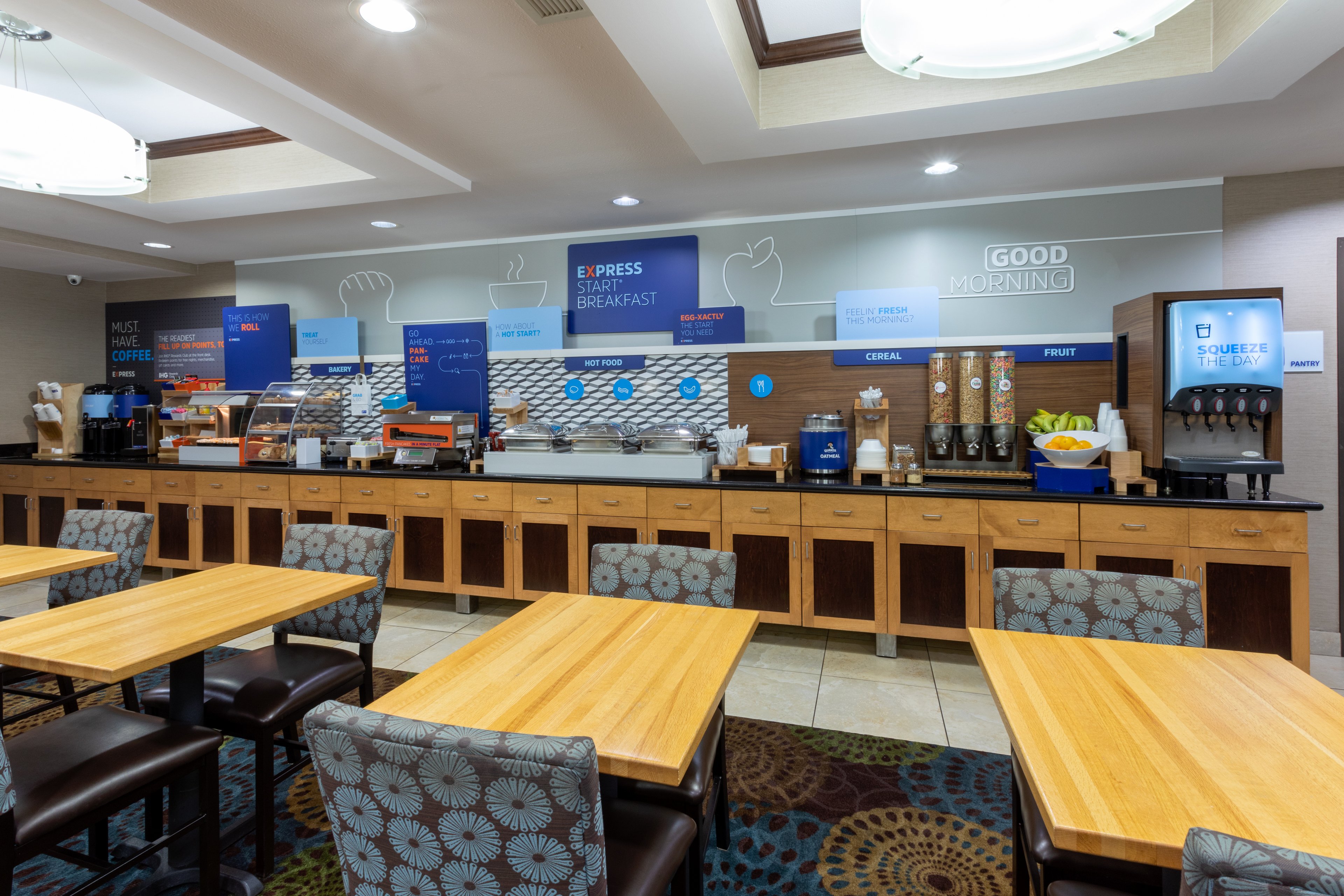 holiday inn express and suites rochester west medical center by ihg