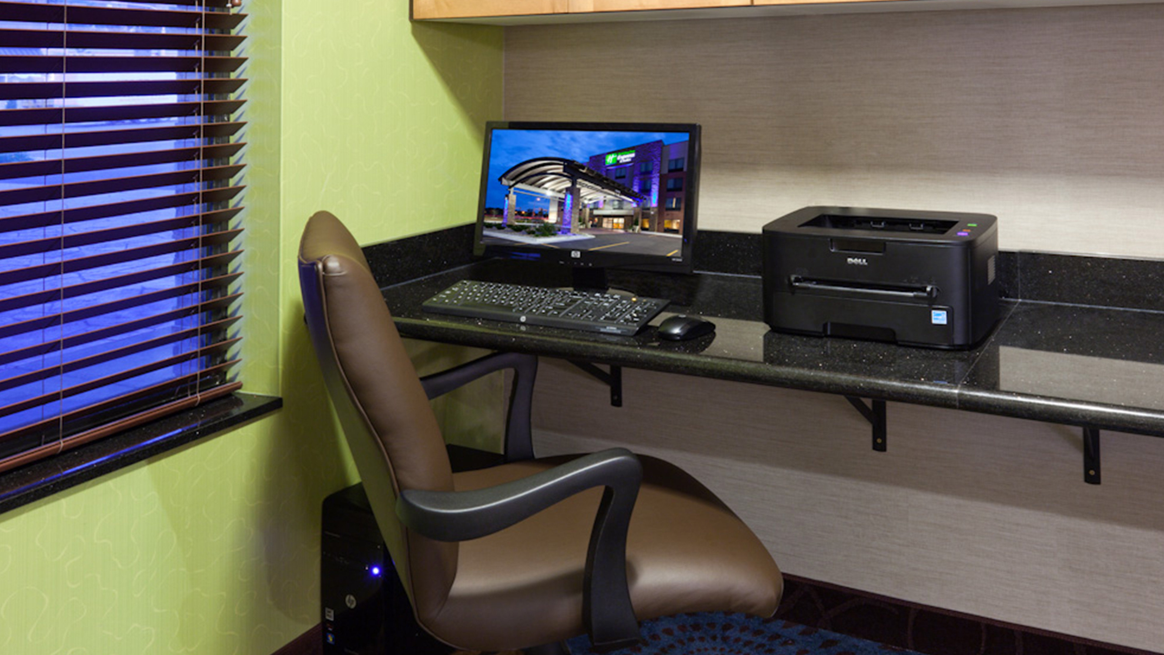 holiday inn express and suites rochester west medical center by ihg