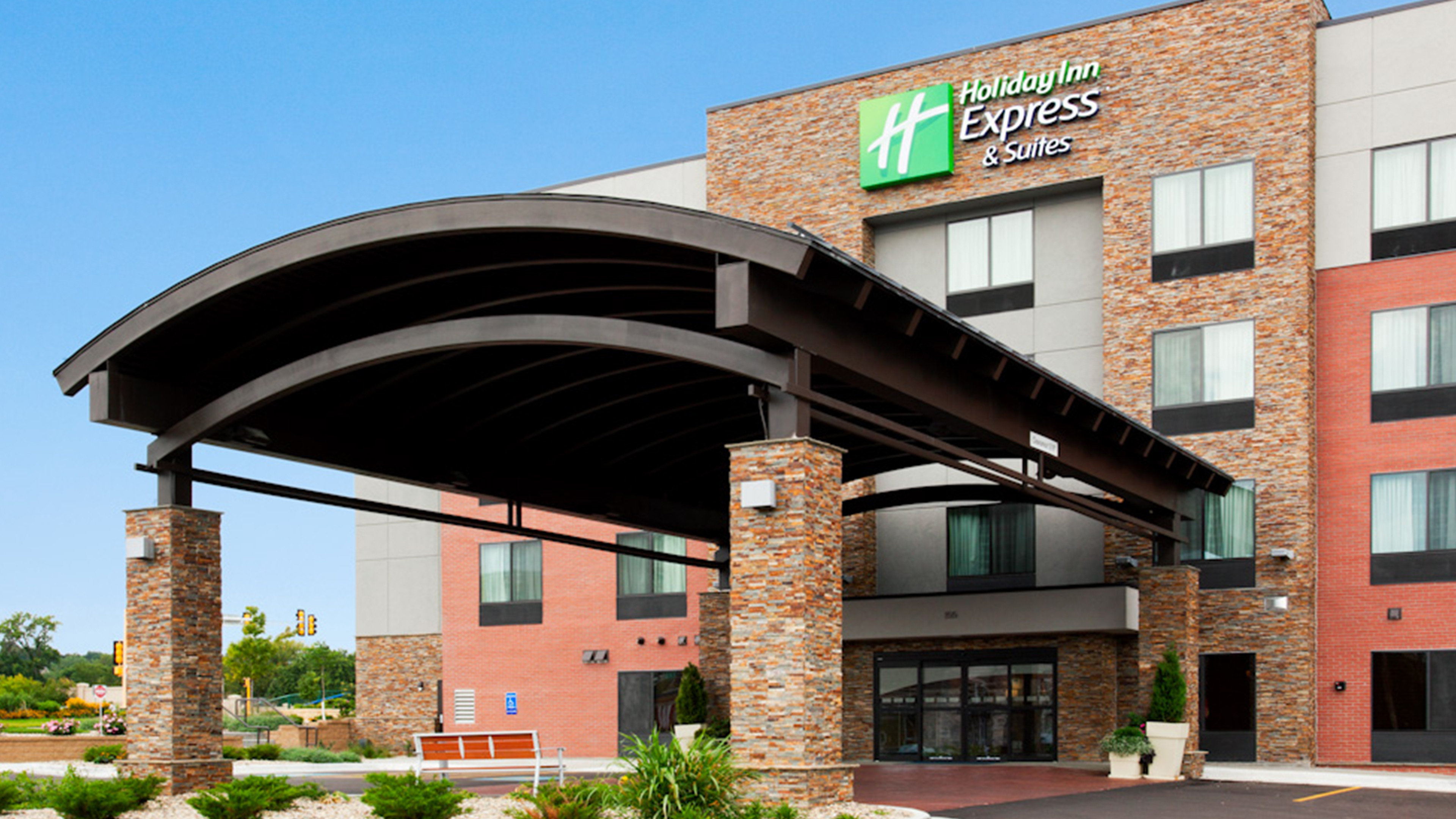 holiday inn express and suites rochester west medical center by ihg